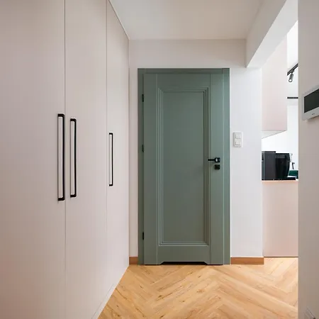 Διαμέρισμα Mokotow Superior Living By Bookinghost