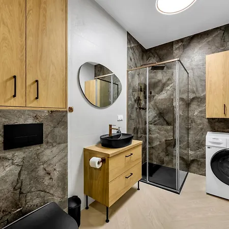 Mokotow Superior Living By Bookinghost